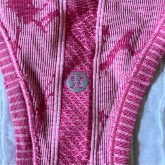 Lululemon tie dye swiftly tech tank! - Picture 4 of 4